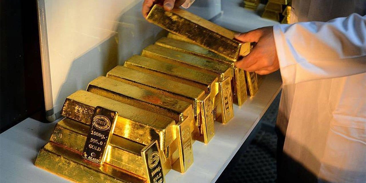 Altını olanlar dikkat! Dünyanın dev bankası açıkladı rekor bekliyor