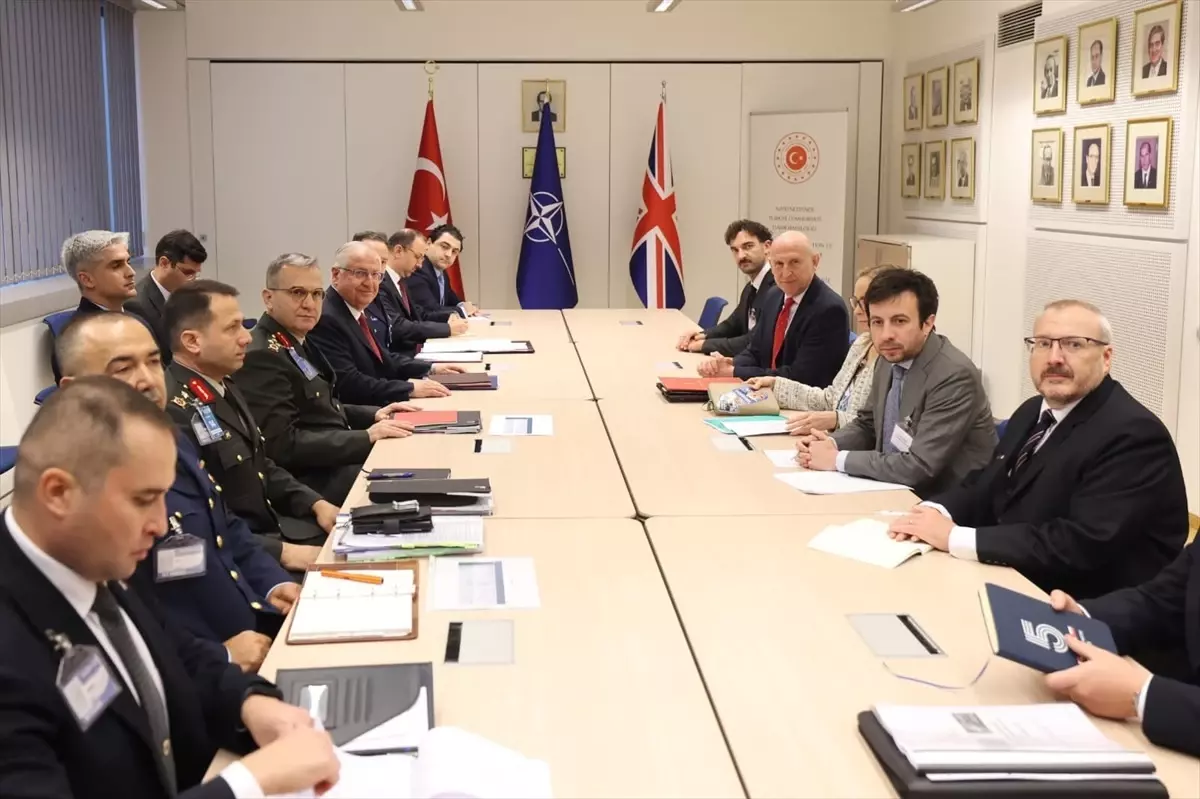 Güler ve Healy’den Savunma Görüşmesi