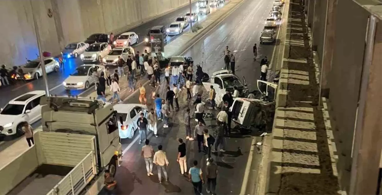 Şanlıurfa’da Zincirleme Kaza: 1 Ölü, 4 Yaralı