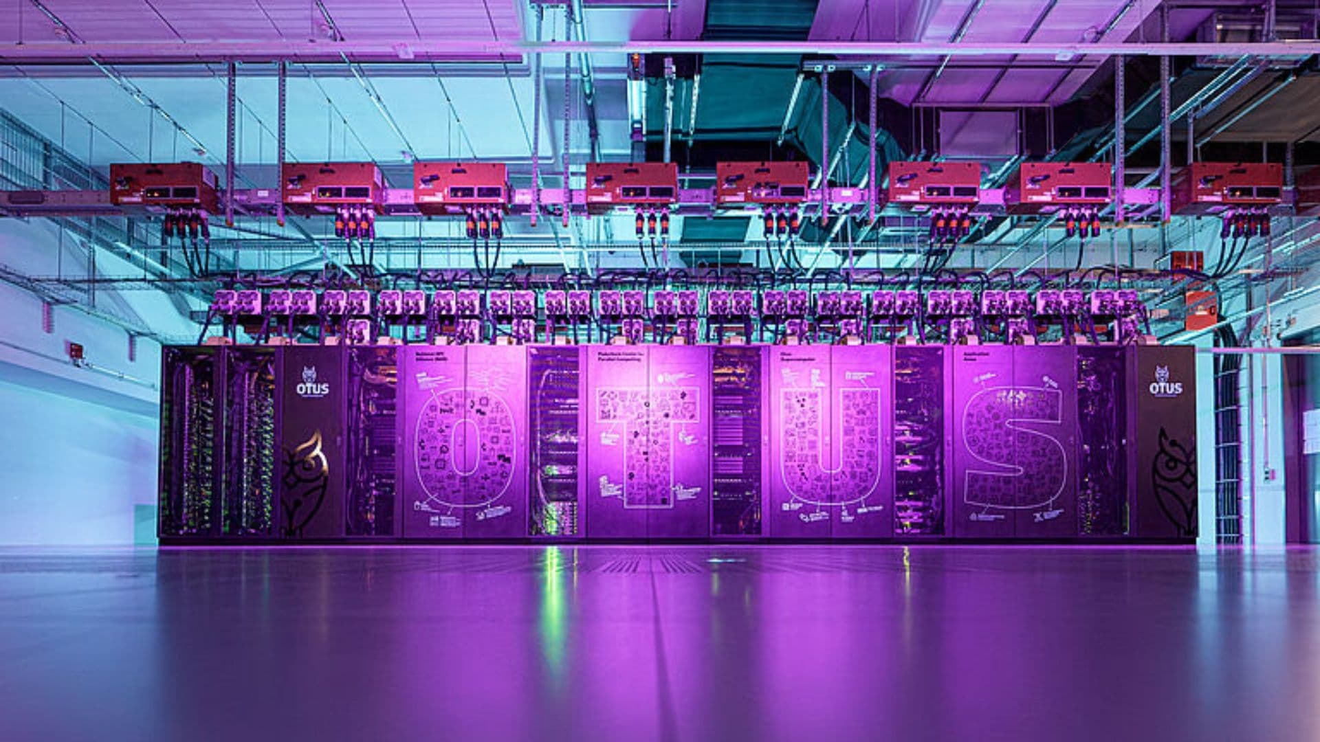 Almanya’nın 42,000 çekirdekli süper bilgisayarı, tamamen yenilenebilir enerjiyle çalışıyor