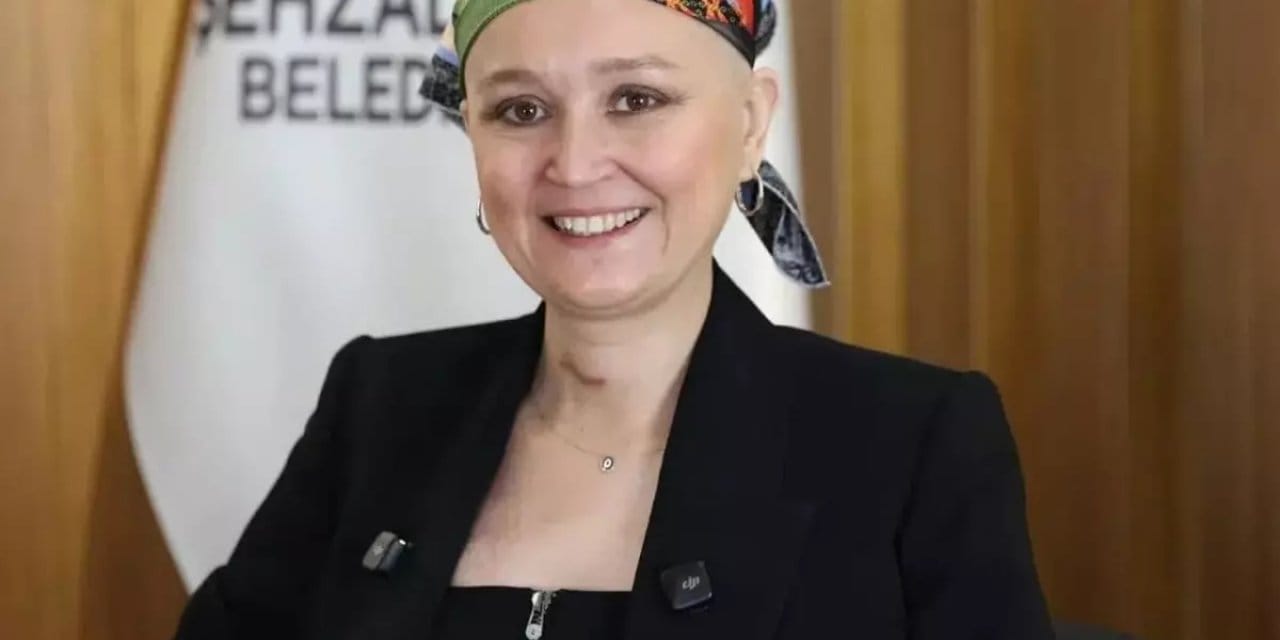 Şehzadeler Belediye Başkanı Gülşah Durbay entübe edildi