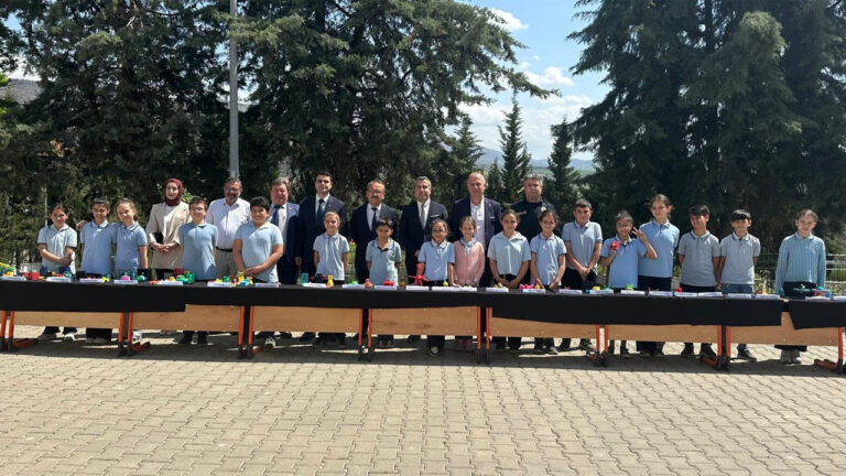 osmanelide-3d-tasarim-sergisi-acildi-5FZk93l7